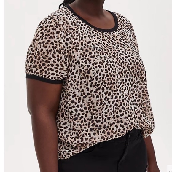 Torrid Chiffon Leopard Print sheer Top size 2 - Picture 4 of 16